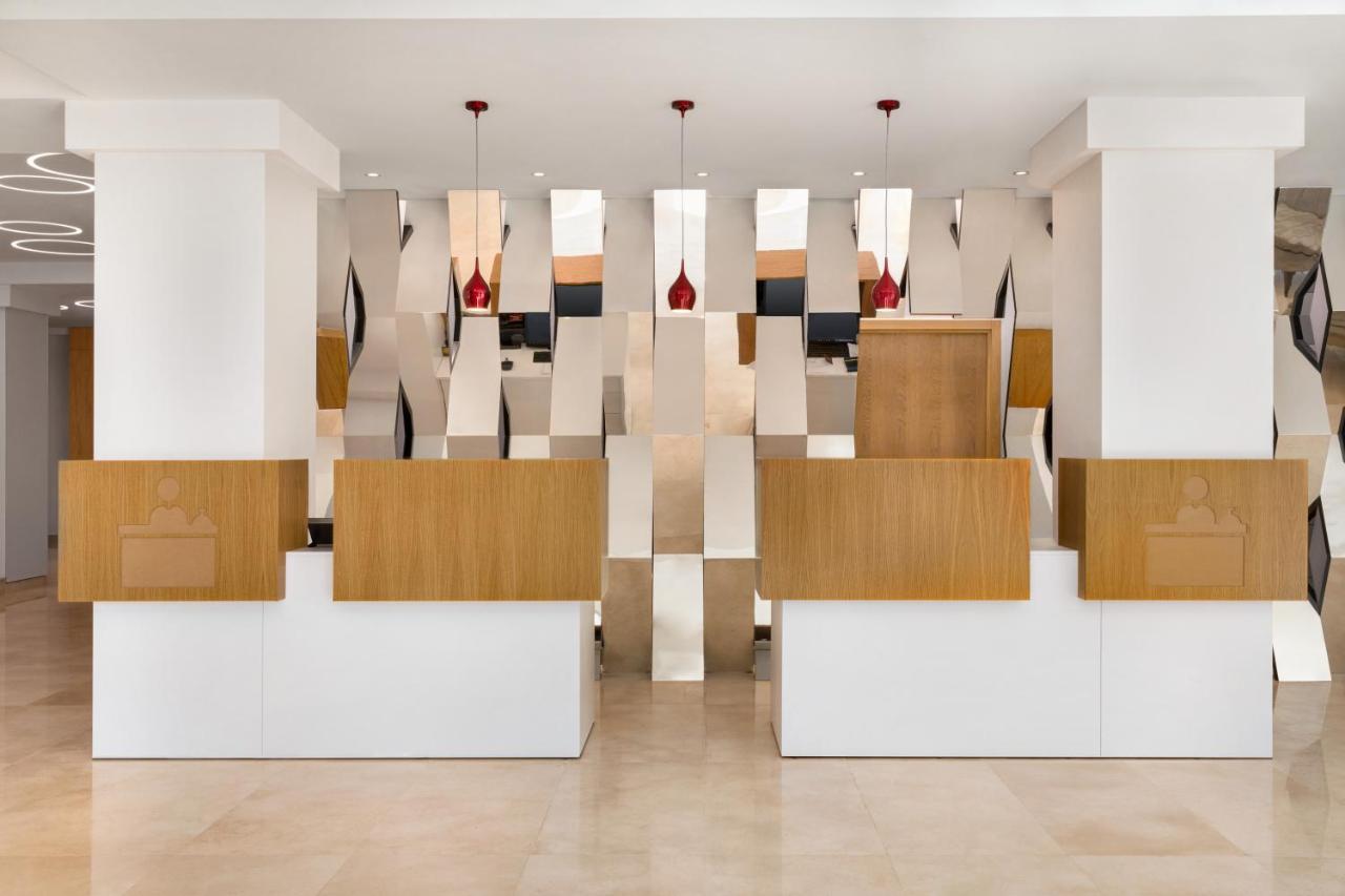 Ramada By Wyndham Slatina Parc酒店 外观 照片
