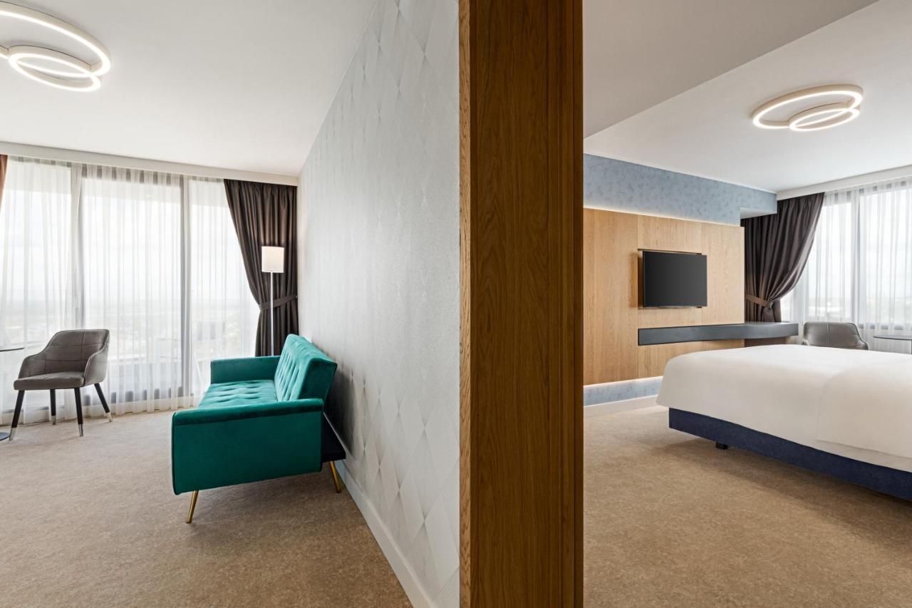 Ramada By Wyndham Slatina Parc酒店 外观 照片