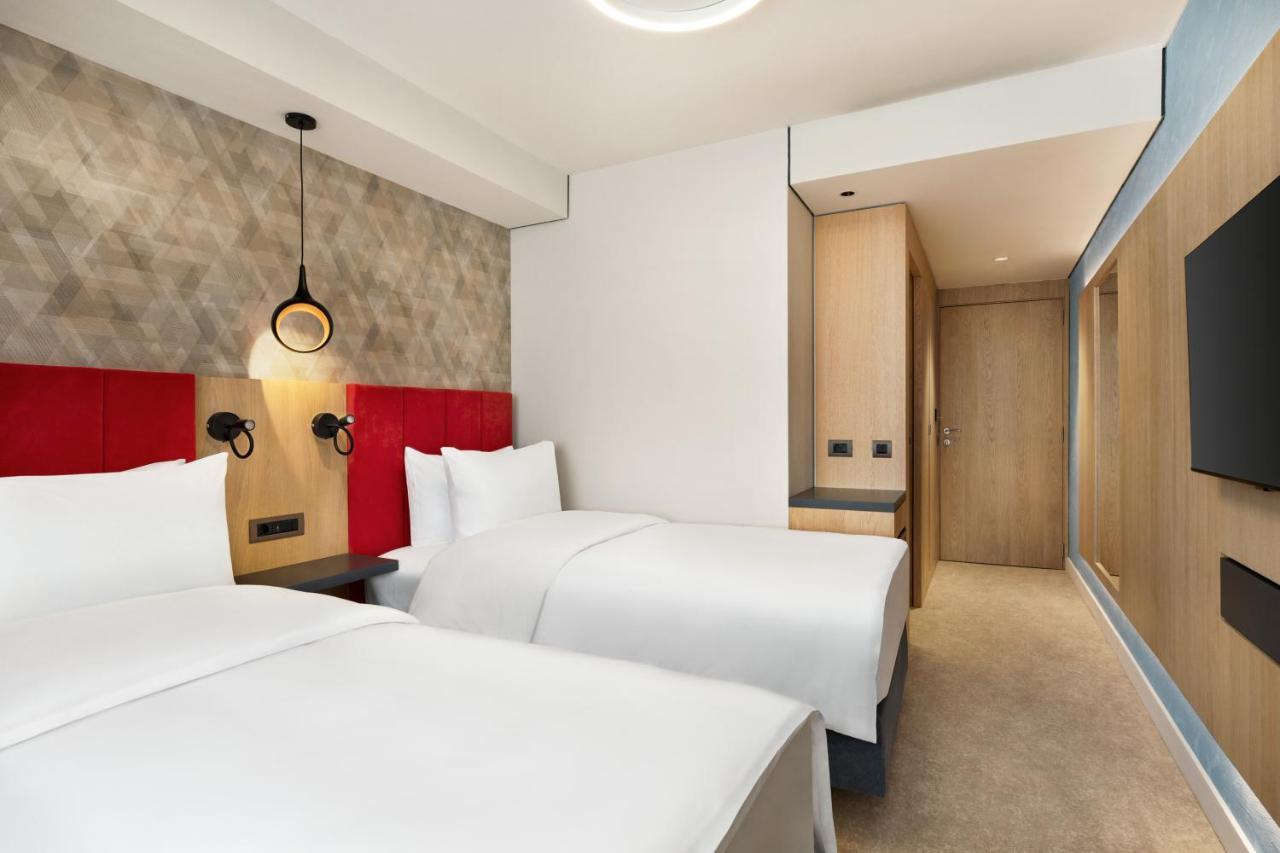 Ramada By Wyndham Slatina Parc酒店 外观 照片
