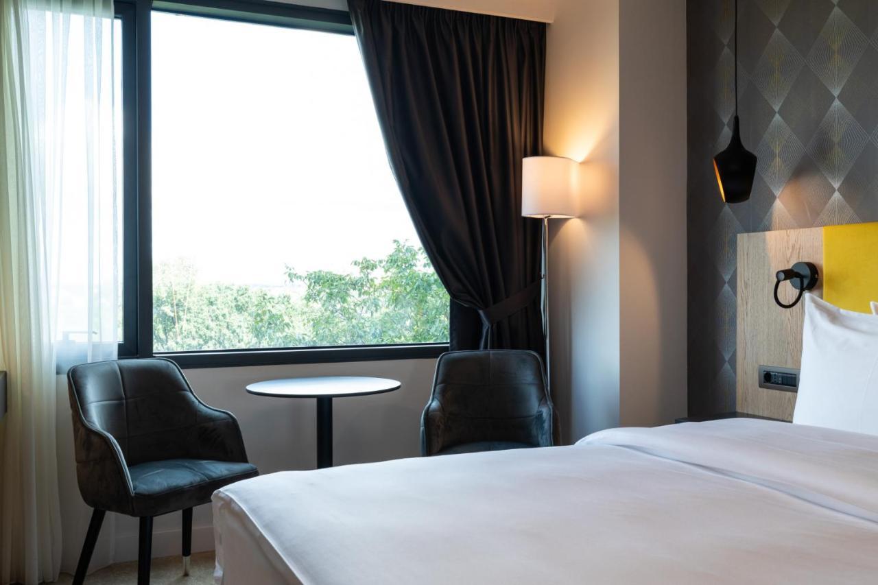 Ramada By Wyndham Slatina Parc酒店 外观 照片