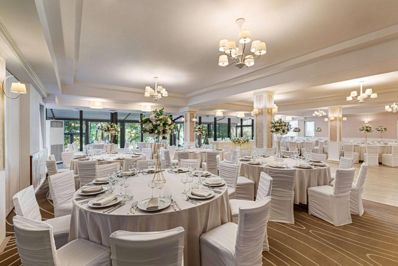 Ramada By Wyndham Slatina Parc酒店 外观 照片